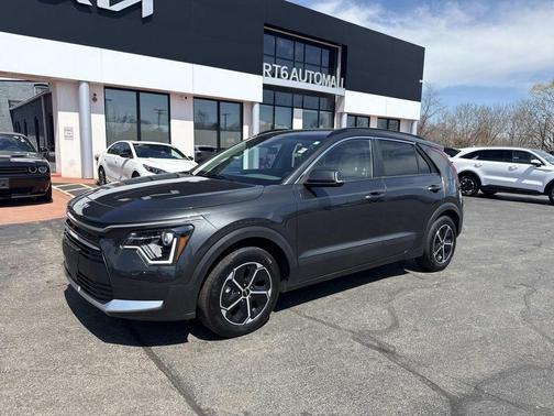 2024 Kia Niro EX