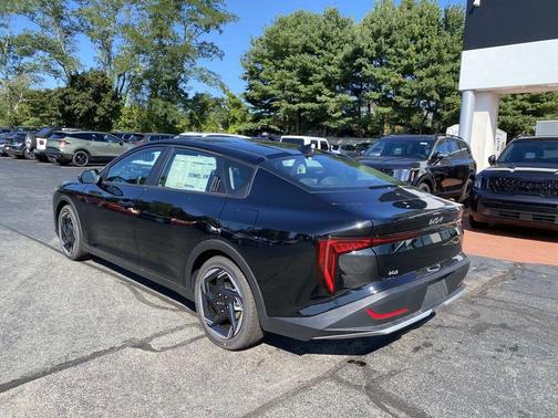 2025 Kia K4 EX