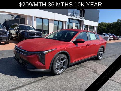 2025 Kia K4 LXS