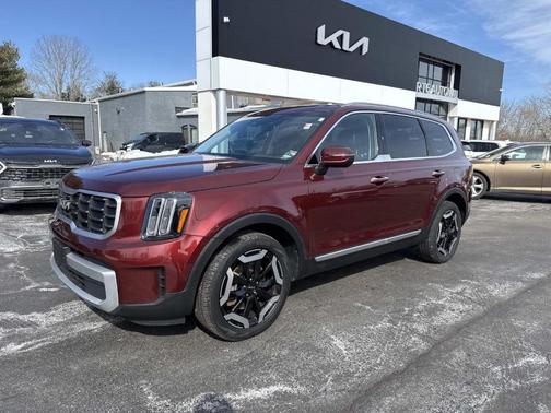 2023 Kia Telluride S