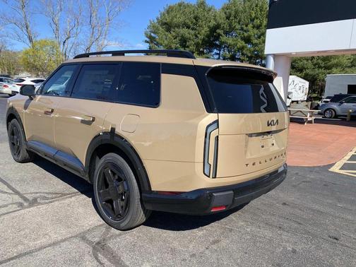 Terrain 2027 Kia Telluride EX