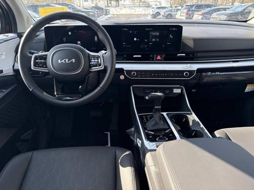 2026 Kia Carnival SX