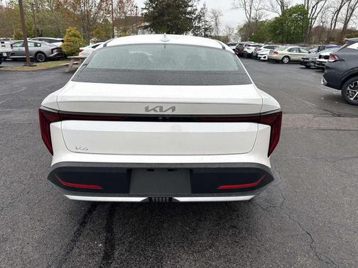 Snow White Pearl 2026 Kia K4 LXS