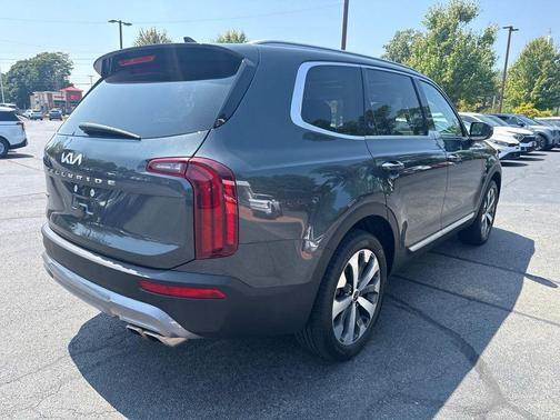 2022 Kia Telluride S