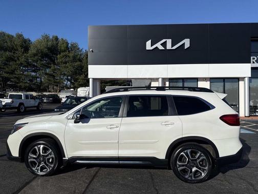 2023 Subaru Ascent Limited 7-Passenger