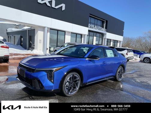 2026 Kia K4 GT-LINE
