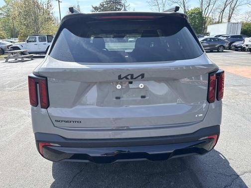 Brown 2026 Kia Sorento X-Line EX