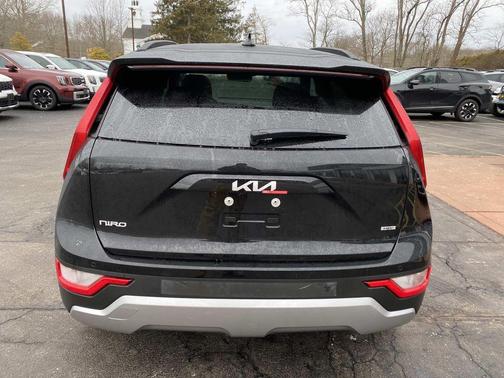 2026 Kia Niro EX