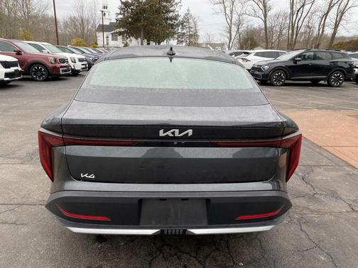2026 Kia K4 