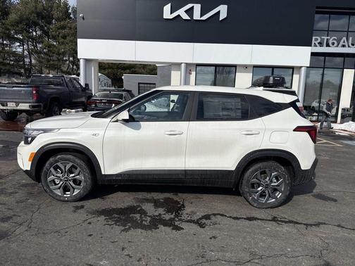 2026 Kia Seltos LX