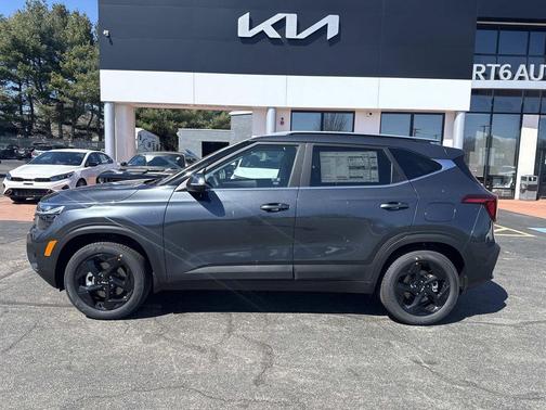 Gravity Gray 2026 Kia Seltos EX
