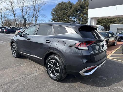 2023 Kia Sportage Hybrid LX