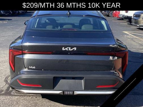 2025 Kia K4 LXS