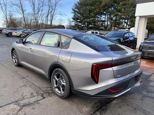 2026 Kia K4 