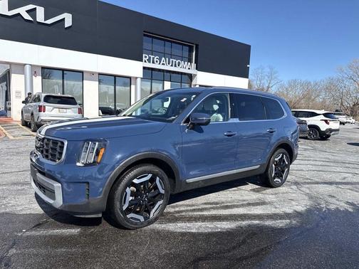 2023 Kia Telluride S