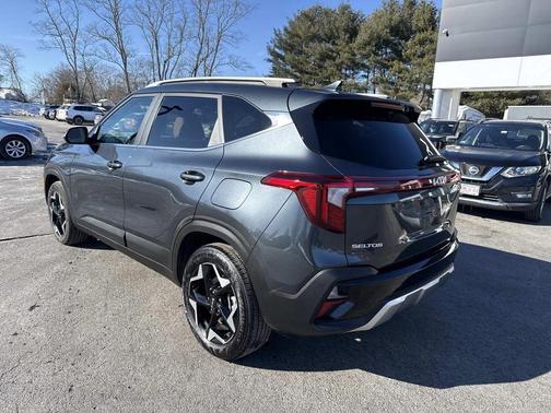 2024 Kia Seltos EX