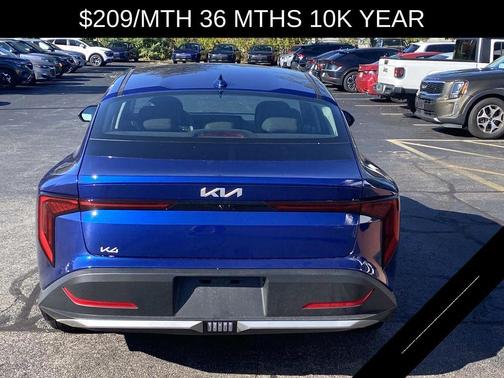 2025 Kia K4 LXS