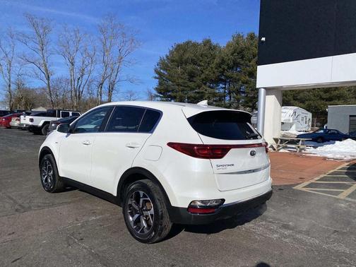 2022 Kia Sportage LX