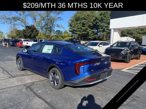 2025 Kia K4 LXS