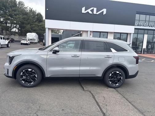 Wolf Gray 2026 Kia Sorento S