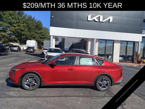 2025 Kia K4 LXS