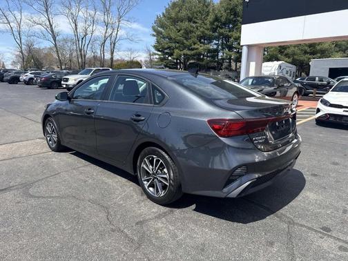 Gravity Gray 2023 Kia Forte LXS