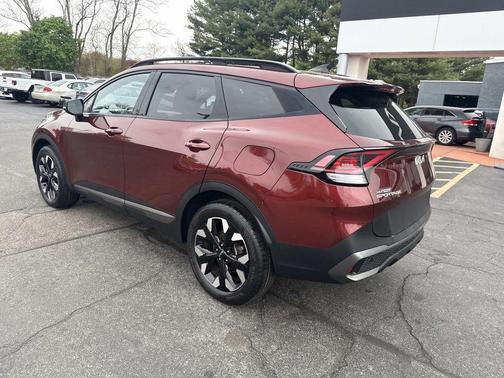 Red 2023 Kia Sportage X-Line