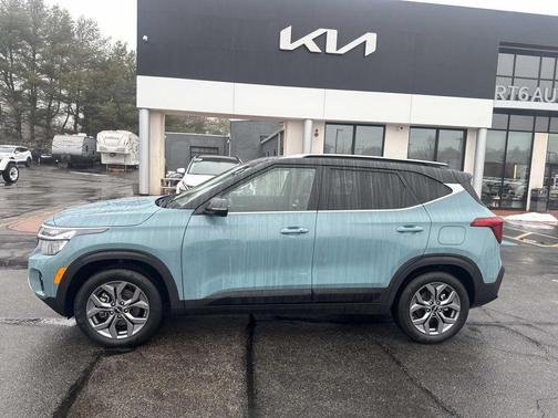 2024 Kia Seltos S
