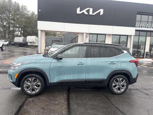 2024 Kia Seltos S