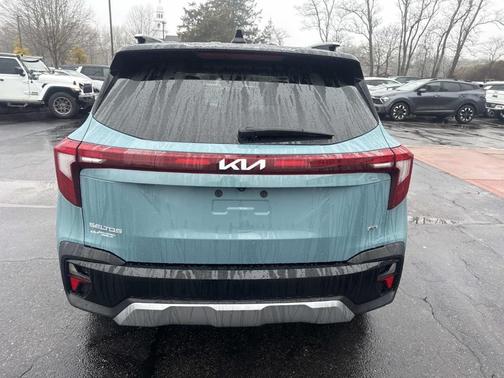 2024 Kia Seltos S