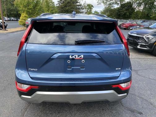 2025 Kia Niro EX Touring