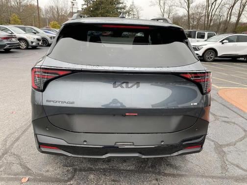 2026 Kia Sportage Plug-In Hybrid X-Line