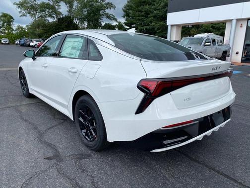 2026 Kia K5 LXS