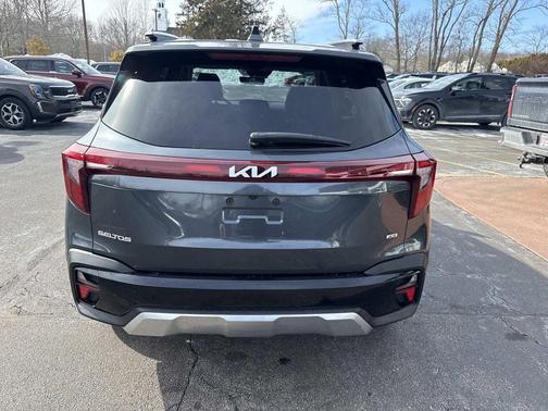 2024 Kia Seltos S