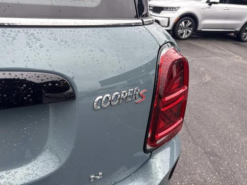 Sage Green Metallic 2022 MINI Countryman Cooper S ALL4
