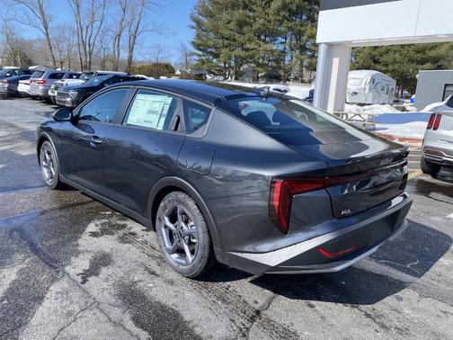 2026 Kia K4 
