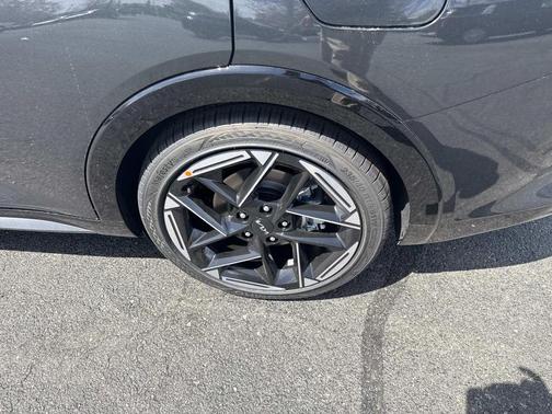 Gray 2026 Kia K4 GT-LINE