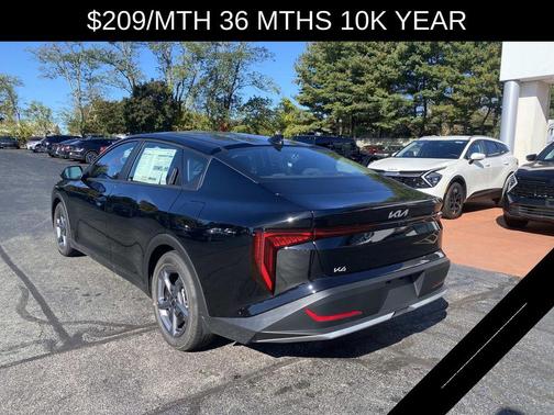2025 Kia K4 LXS