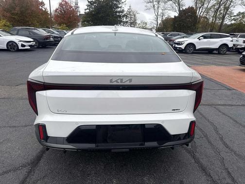 2025 Kia K4 GT-Line Turbo