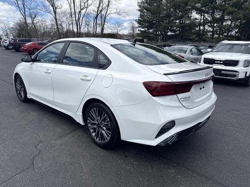 Snow White Pearl 2023 Kia Forte GT-Line