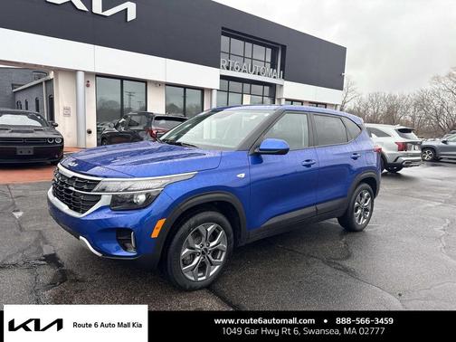 Neptune Blue 2024 Kia Seltos LX