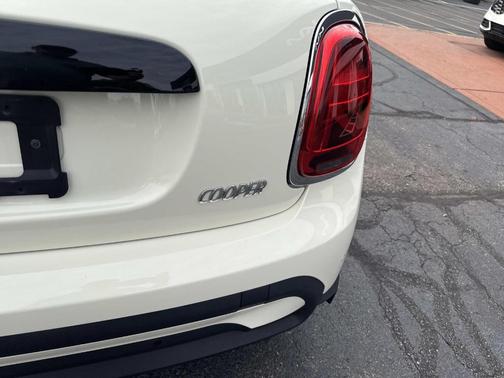 2022 MINI Hardtop Oxford Edition