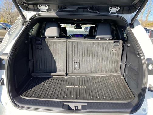 2024 Toyota Highlander XSE