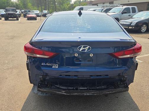 Lakeside Blue 2017 Hyundai ELANTRA SE
