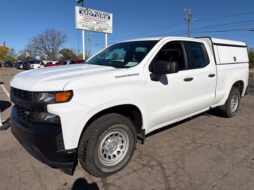 Summit White 2021 Chevrolet Silverado 1500 WT