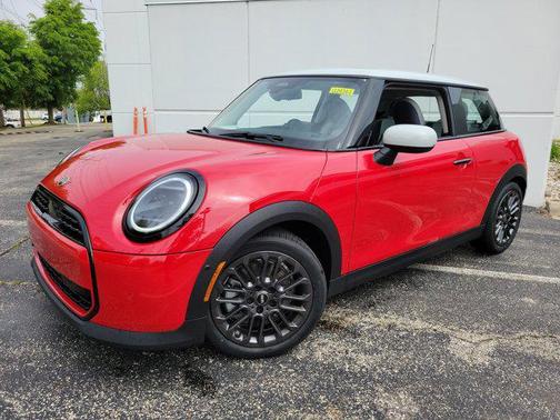 2025 MINI Hardtop Cooper