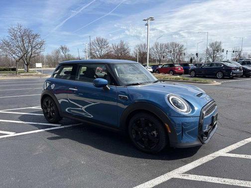 Island Blue Metallic 2024 MINI Hardtop Cooper S