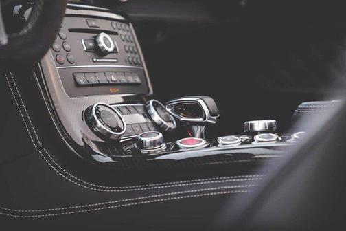 2015 Mercedes-Benz SLS AMG GT Final Edition