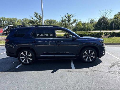 2023 Honda Pilot AWD Elite