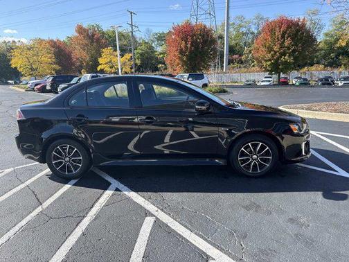 2017 Mitsubishi Lancer ES